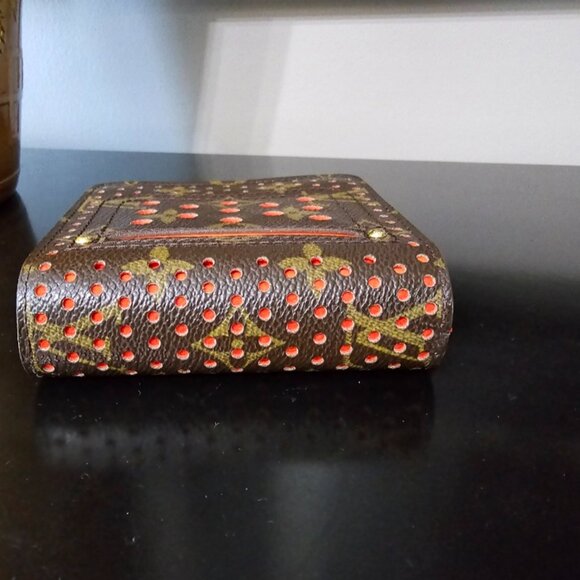 EUC Authentic RARE Limited Edition LV Perforated Wallet (full Inclusion) - Picture 7 of 15